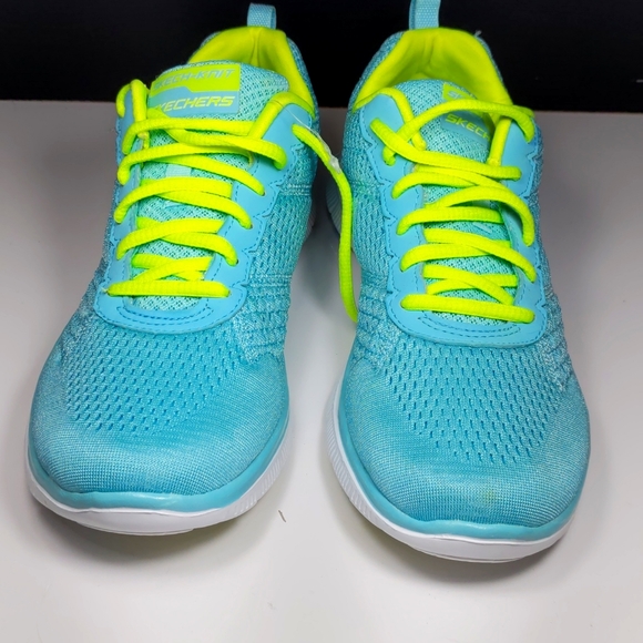 Skechers Skech-Knit Blue-Green Sneakers - Picture 2 of 9